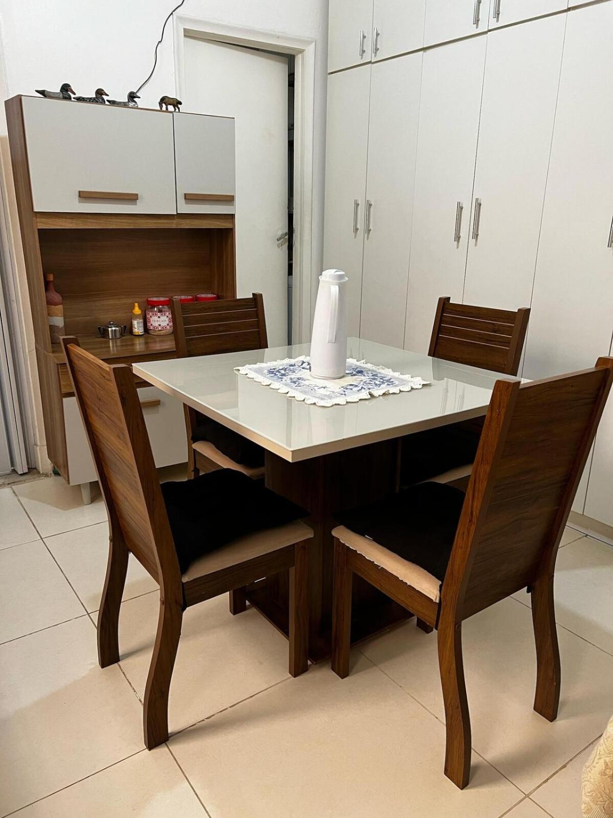 Apartamento Confortavel 55 M, Metro, Vlt, Consulado, Aeroporto