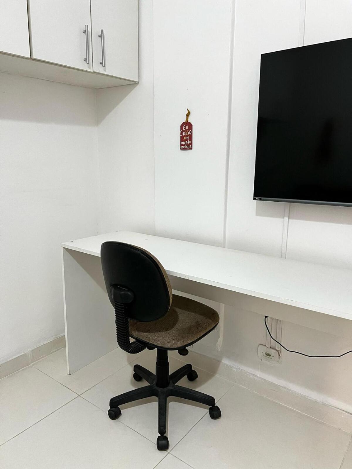 Confortavel 55 M, Metro, Vlt, Consulado, Aeroporto Apartamento